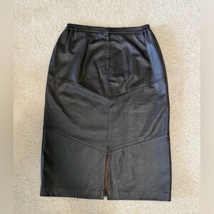 100% Genuine Leather 9000 Dark Brown Skirt Styled in Italy Size XL